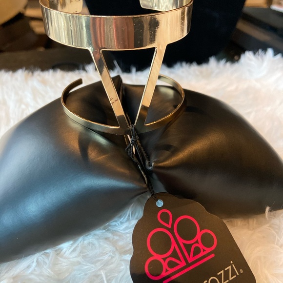 Rural Ruler - Gold - Picture 3 of 3